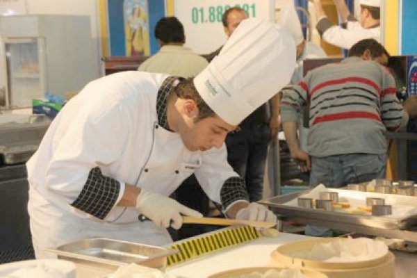 90% din HoReCa funcţionează 